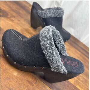 Big Buddha Y2K Black Faux Fur Trim Clog Mule Chunky Heel Women's Size 8.5